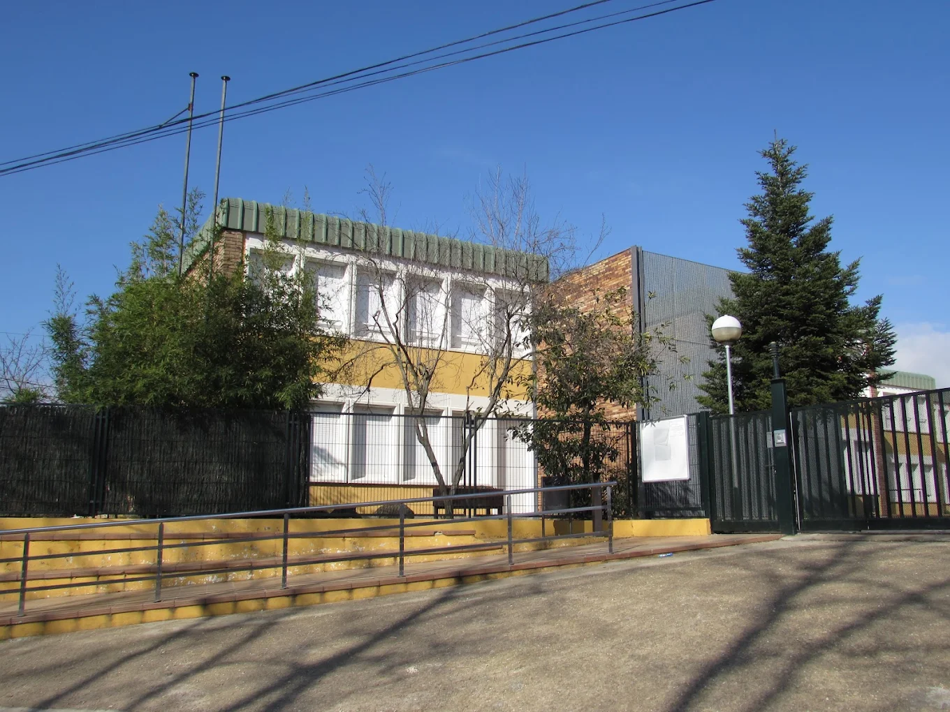 Spain school
